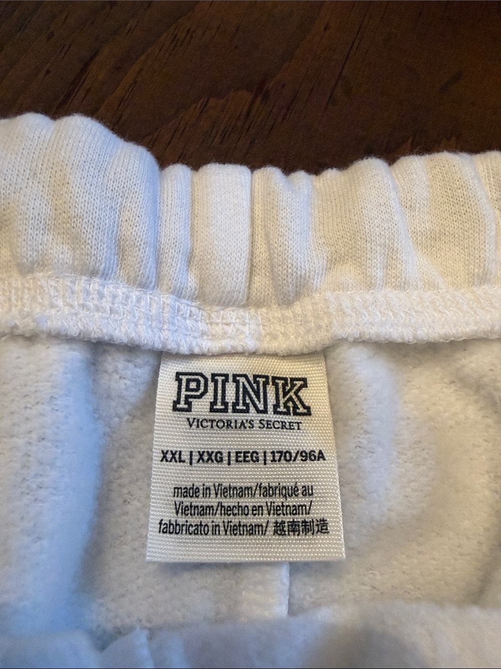 PINK Victoria's Secret White Women's Lounge Shorts - XXL